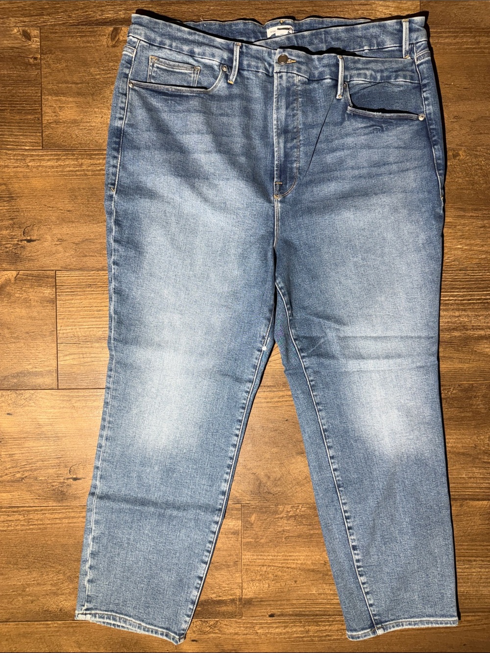 Good American Light Wash Straight Leg Jeans - Size 22